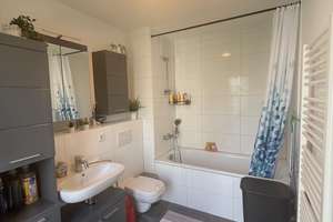 Voll möblierte Neubau-3-Zimmer-Wohnung mit TG-Stellplatz und Balkon – sofort bezugsfertig – Maria-Arndts-Straße 21, 81249 Aubing-Süd, München – Vorschaubild 14
