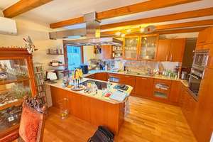 Besonderes 3-Parteien-Haus: Große Wohnung mit Garten + 2 flexible Einheiten, nahe Stadtamhof  Regen – Die vollständige Adresse der Immobilie erhältst du vom Anbieter., 93059 Steinweg-Pfaffenstein, Regensburg – Vorschaubild 6