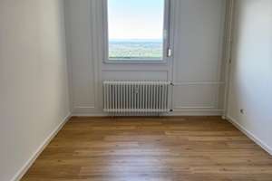 Schöne 5-ZKBB Wohnung mit Ausblick zu vermieten! – Mombertplatz 31, 69126 Emmertsgrund, Heidelberg – Vorschaubild 12