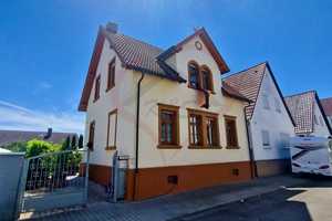 2 Häuser - Einfamilienhaus & Bungalow zentral in Lampertheim. Schönes Anwesen für Individualisten – Bergstraße (Kreis) – Vorschaubild 1