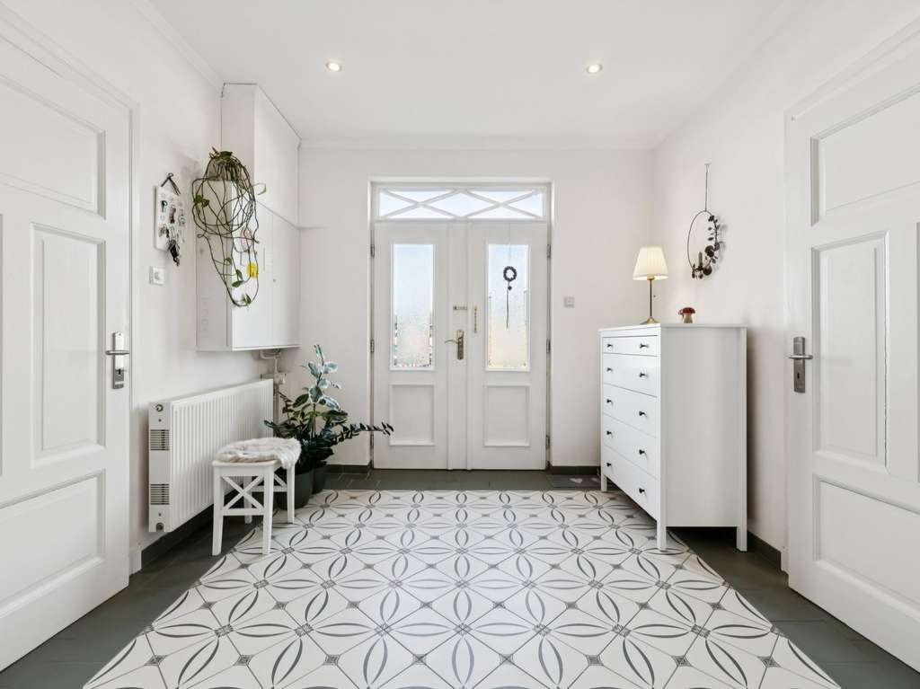 Immobilie in Stapel - Charmantes Wohnhaus in Stapel mit modernem Komfort - bezugsfertig und laufend modernisiert - Bild 3