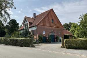 Modernisiertes Wohnhaus mit großem parkähnlichem Garten in Nienstädt – Schaumburg (Kreis) – Vorschaubild 1