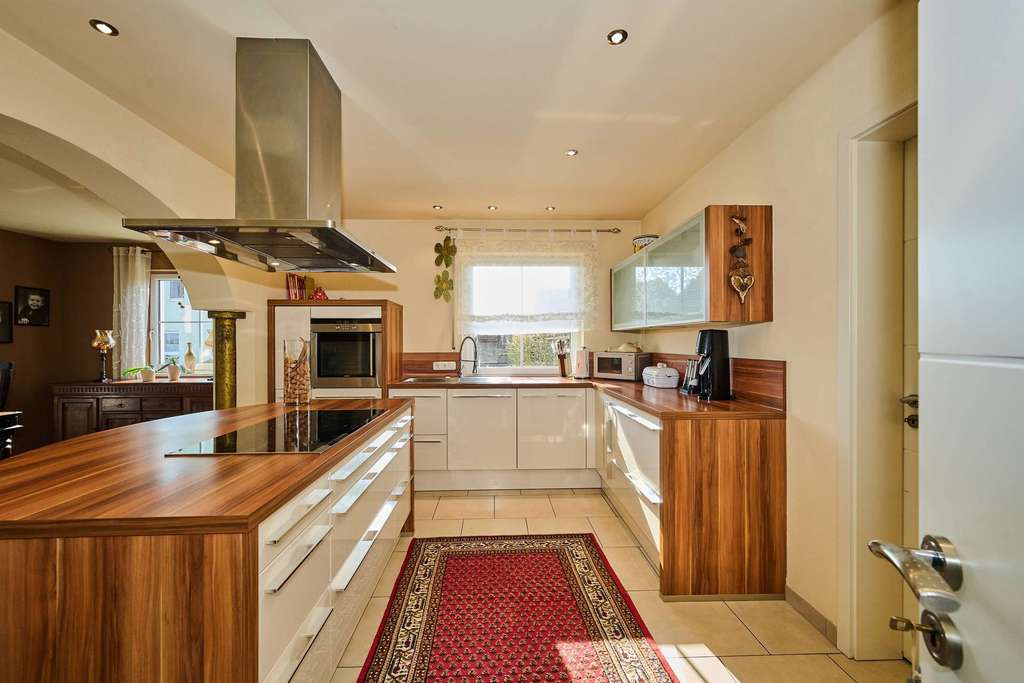 Immobilie in Mintraching - Mehr als nur ein Haus: Hier wachsen Familien und Träume - mit Einliegerwohnung! - Bild 4