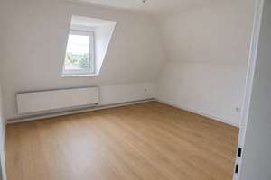 Charmante Dachgeschosswohnung im Altbau – Erstbezug nach Renovierung – Nikolausstraße 2, 54290 Süd, Trier – Vorschaubild 5