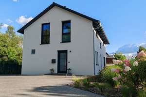 Neuwertiges Einfamilienhaus mit Südterrasse in ruhiger Lage von Hamburg-Bramfeld