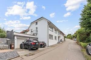Teilmodernisiertes Zweifamilienhaus mit Terrasse, Garten, Doppelgarage und Ausbaupotenzial – Die vollständige Adresse der Immobilie erhältst du vom Anbieter., 79802 Dettighofen – Vorschaubild 23