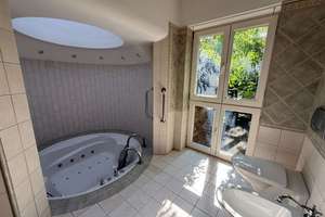 Außergewöhnlicher Bungalow mit Turm und Kaminzimmer in Toplage Köln-Altstadt-Süd – 50676 Altstadt/Süd, Köln – Vorschaubild 9