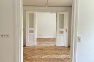 ***-WOHNUNG im HISTORISCHEN OBJEKT-***