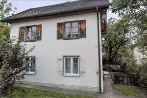 Der Preis ist heiß - freiwerdendes Haus mit Potential in Weilheim – Die vollständige Adresse der Immobilie erhältst du vom Anbieter., 82362 Weilheim in Oberbayern – Vorschaubild 2