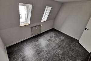 Provisionsfrei - bezugsfreie Maisonette-Wohnung in MD-Stadtfeld Ost – 100 m²,Balkon,TG-Stellplatz – Uhlandstraße 11, 39108 Stadtfeld Ost, Magdeburg – Vorschaubild 3