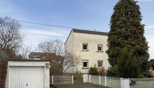 Bild von Haus mit Zukunft: Doppelhaushälfte auf großem Grundstück mit Garten & Garage