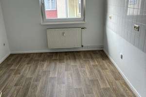 Schöne 2-Zimmer-Wohnung mit Balkon im 3.OG mit Starterbonus – 47055 Wanheimerort, Duisburg – Vorschaubild 4