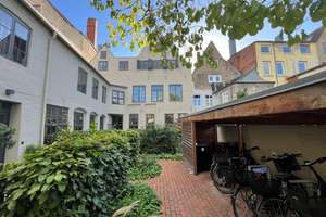 Luxuriöse 2-Zimmer-Terrassenwohnung auf der Lübecker Altstadtinsel !  
Kernsaniert ! Denkmalschutz  – Die vollständige Adresse der Immobilie erhältst du vom Anbieter., 23552 Innenstadt, Lübeck – Vorschaubild 3
