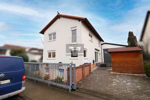 Hier macht Wohnen Spaß! Exklusives 
Einfamilienhaus mit Einliegerwohnung! – Die vollständige Adresse der Immobilie erhältst du vom Anbieter., 67126 Hochdorf-Assenheim – Vorschaubild 2