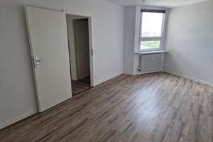 Ihr neues Zuhause! Helle 2-Zimmer-Wohnung in guter Lage! – Geraer Ring 10, 68309 Vogelstang, Mannheim – Vorschaubild 2