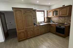 Modernisiertes Einfamilienhaus mit drei Zimmern in Selters zu vermieten – Limburg-Weilburg (Kreis) – Vorschaubild 1