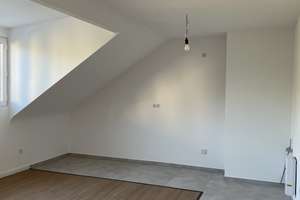 Wohnen mit Charakter: 2-Zimmer-Dachgeschosswohnung in Köln-Nippes – Siebachstraße 54, 50733 Nippes (Ortsteil), Köln – Vorschaubild 4