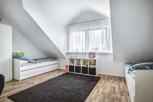 Modernes, top gepflegtes Wohlfühlhaus mit Garage und Südgarten in heiß begehrter Wohnlage – Die vollständige Adresse der Immobilie erhältst du vom Anbieter., 52249 Eschweiler – Vorschaubild 14