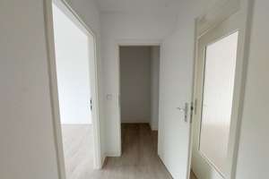Senioren aufgepasst - große 3-Raumwohnung in Elbnähe – Jakobstr. 4, 39104 Altstadt, Magdeburg – Vorschaubild 6