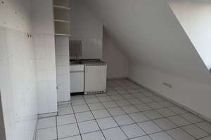 Helle 2-Zimmer-Dachgeschosswohnung in attraktiver Lage von Köln-Deutz – Tempelstraße 57, 50679 Deutz, Köln – Vorschaubild 3