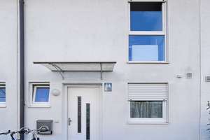 Modernes Reihenmittelhaus in Unterschleißheim – Die vollständige Adresse der Immobilie erhältst du vom Anbieter., 85716 Unterschleißheim – Vorschaubild 2
