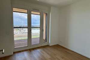 Spektakuläre familienfreundliche Wohnung im 13. OG im Design-Holzhochhaus – Hamburg – Vorschaubild 12