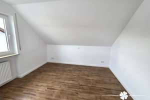 BERK Immobilien - Moderne 2-Zimmer-Dachgeschosswohnung mit Balkon in Feldrandlage von Mainhausen-Zel – Die vollständige Adresse der Immobilie erhältst du vom Anbieter., 63533 Mainhausen – Vorschaubild 7