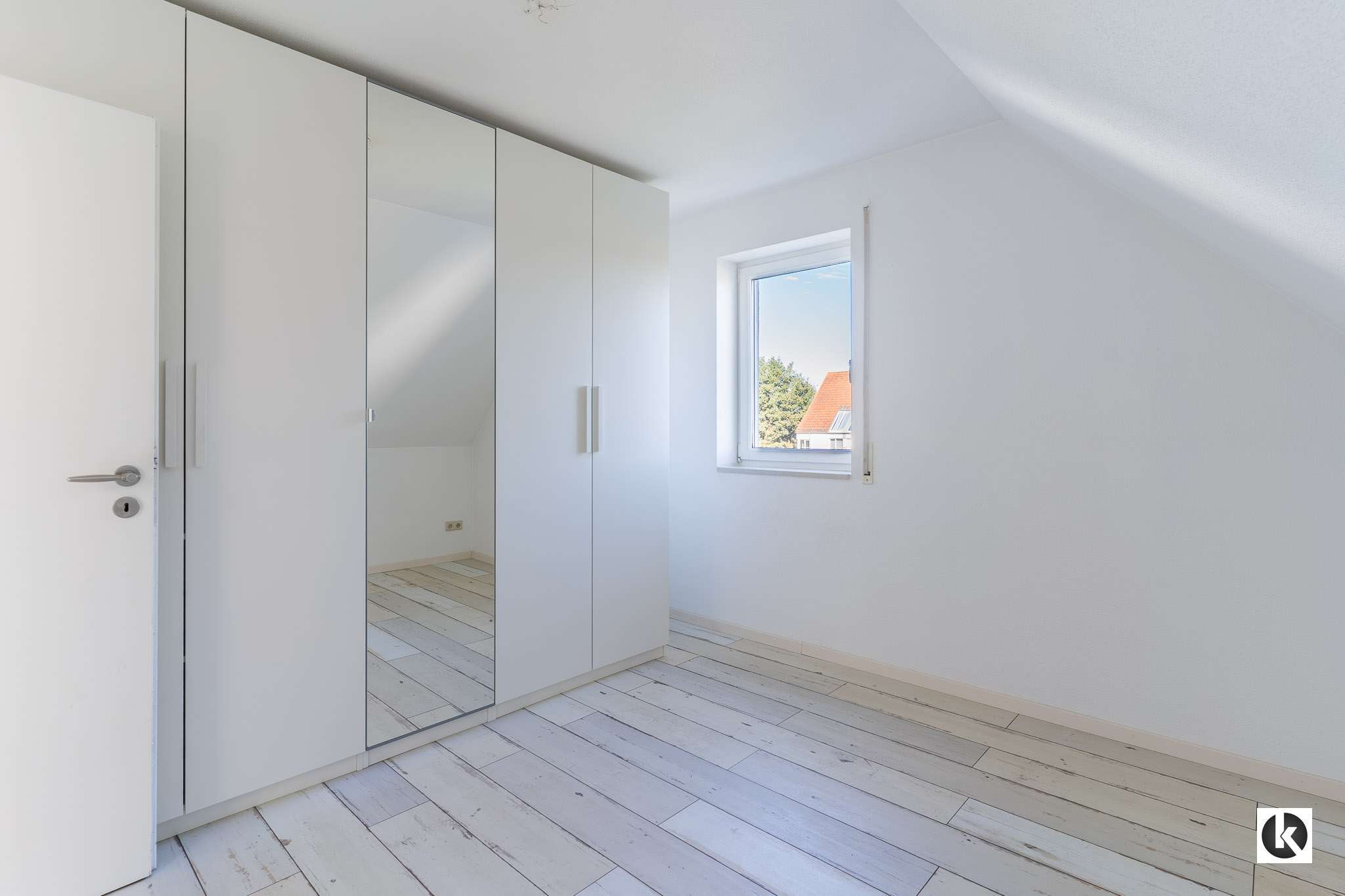 Immobilie in Königsmoos - Besonderes Wohnen über zwei Ebenen – gepflegte Maisonette mit Wohlfühlatmosphäre - Bild 3