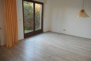 Doppelhaushälfte mit traumhaftem Ausblick in Feldrandlage auf großzügigem Grundstück in Maintal – Die vollständige Adresse der Immobilie erhältst du vom Anbieter., 63477 Maintal – Vorschaubild 7
