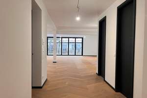 Luxuriöse 3-Zimmer Wohnung in traumhafter Lage mit zwei Balkonen – Die vollständige Adresse der Immobilie erhältst du vom Anbieter., 80638 Neuhausen, München – Vorschaubild 4