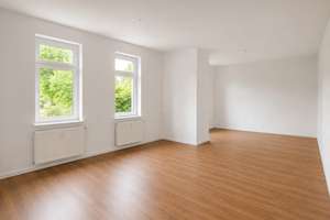 Großzügig sanierte 2 Zimmer Wohnung mit großer Wohnküche und Gartenblick – Bebelstraße 228, 46049 Alstaden-Ost, Oberhausen – Vorschaubild 3