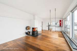 AIGNER - Sonnenuntergänge inklusive - hochwertiges Penthouse mit direktem Liftzugang! – Die vollständige Adresse der Immobilie erhältst du vom Anbieter., 81825 Waldtrudering, München – Vorschaubild 2