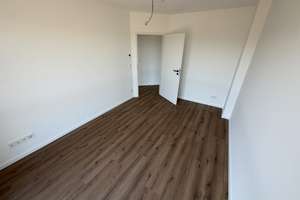 Neubau Doppelhaushälfte mit 5 Zimmern in Gensingen  – Im Sonnenschein 12A, 55457 Gensingen – Vorschaubild 18