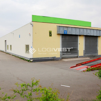 Lagerhalle mit Büro und Freifläche an der A14