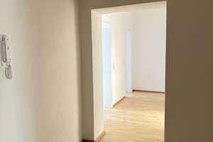 Bezugsfreie 3-Zimmer Wohnung im 4. Obergeschoss – Die vollständige Adresse der Immobilie erhältst du vom Anbieter., 10243 Friedrichshain, Berlin – Vorschaubild 12