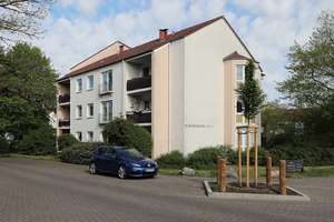 Schöne Wohnung in ruhiger Lage - WBS mit 70m² benötigt // 1.OG. Rechts