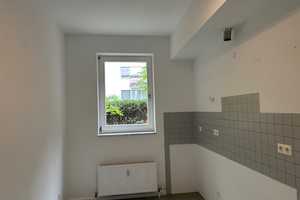 Reihenmittelhaus mit Gartenanteil, für max. 5 Personen, mit eigenem festen Einkommen – Erna-Sack-Str. 30, 13591 Berlin – Vorschaubild 9