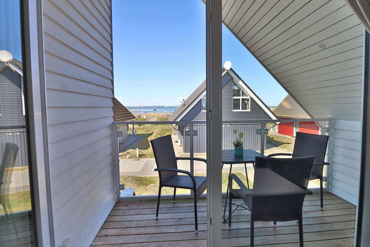 Immobilie in Wendtorf - Maritimes Ferienidyll in der Marina Wendtorf: stilvolle DHH in ruhiger Lage mit Sauna und Loggia - Bild 1