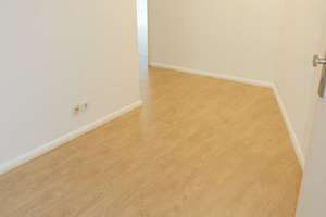 Teilmöbeliert mit EBK  / Balkon an der Küche / frei 1.3.26 – Orthstraße 17, 9131 Hilbersdorf, Chemnitz – Vorschaubild 4