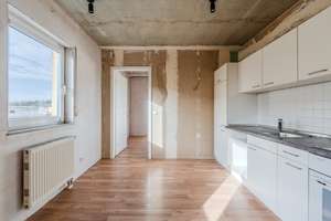 Nur wenige Schritte zum Müggelsee: Helle 2-Zimmer-Dachgeschosswohnung mit Loggia – bezugsfre – Die vollständige Adresse der Immobilie erhältst du vom Anbieter., 12587 Friedrichshagen, Berlin – Vorschaubild 9