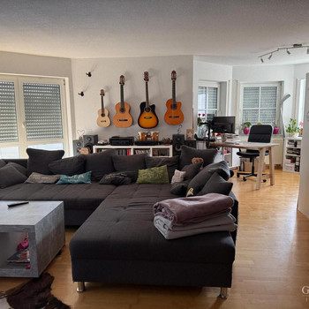 Ländlich gelegene Wohnung mit viel Platz für die ganze Familie - kurzfristig bezugsbereit!