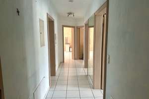 Platz für Familie, Mieter oder Ideen: 3 Wohnungen + Ladengeschäft + Gewerbe auf großem Grundstück – Die vollständige Adresse der Immobilie erhältst du vom Anbieter., 94375 Stallwang – Vorschaubild 21