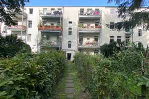 Stilvolle 3-Zimmer-Altbau-Wohnung mit eigenem Garten in Bahrenfeld, Hamburg – Bahrenfelder Chaussee 9, 22761 Bahrenfeld, Hamburg – Vorschaubild 22