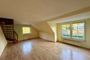Helle Maisonettewohnung auf zwei Ebenen mit Potential nach oben..... – Die vollständige Adresse der Immobilie erhältst du vom Anbieter., 22549 Osdorf, Hamburg – Vorschaubild 9