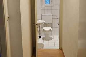 Gepflegte 2-Zimmer-Wohnung mit Balkon im 2. OG in Aachen Innenstadt – Theaterstr. 46, 52066 Marschiertor, Aachen – Vorschaubild 2