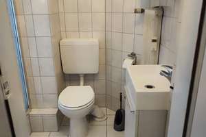 Komplett sanierte Altbauwohnung mit großer Wohnküche in renoviertem Altbau! – Die vollständige Adresse der Immobilie erhältst du vom Anbieter., 68169 Neckarstadt-West, Mannheim – Vorschaubild 4