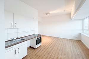 Helle 1-Zimmerwohnung in zentraler Lage – Berlin-Lichtenberg – Die vollständige Adresse der Immobilie erhältst du vom Anbieter., 10365 Lichtenberg (Ortsteil), Berlin – Vorschaubild 2