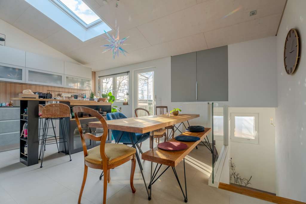 Immobilie in Öhningen - Bezaubernde Dachgeschosswohnung mit Balkon in Seenähe - Bild 3