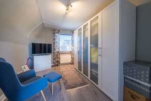 Gepflegtes Zweifamilienhaus mit Stellplatz auf großem Südgrundstück in Billstedter Bestlage – Hamburg – Vorschaubild 10