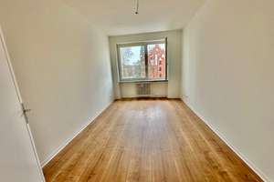 Helle & renovierte 3- Zimmerwohnung mit Balkon und Fahrstuhl am Gutenbergplatz! – Klopstockstrasse 2, 65185 Südost, Wiesbaden – Vorschaubild 9